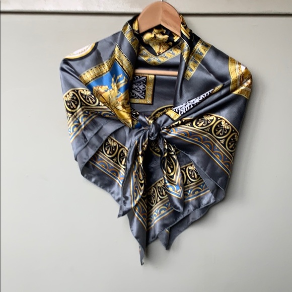 $25/2 Square Scarf: Greek Historic Cesar Print Instant Upgrade - Picture 2 of 5